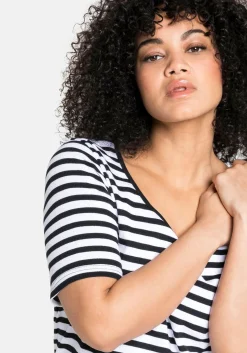 T-Shirt mit Streifen und Rundhalsausschnitt
