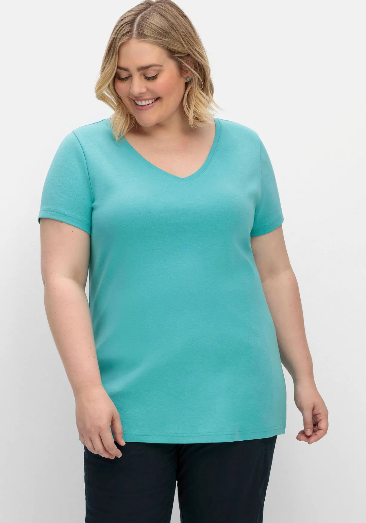 T-Shirt mit V-Ausschnitt