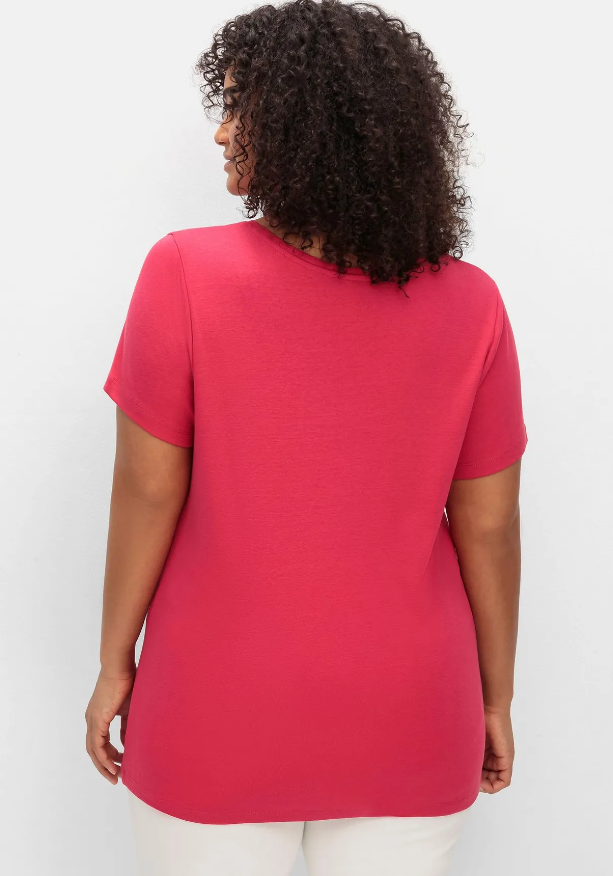 T-Shirt mit V-Ausschnitt