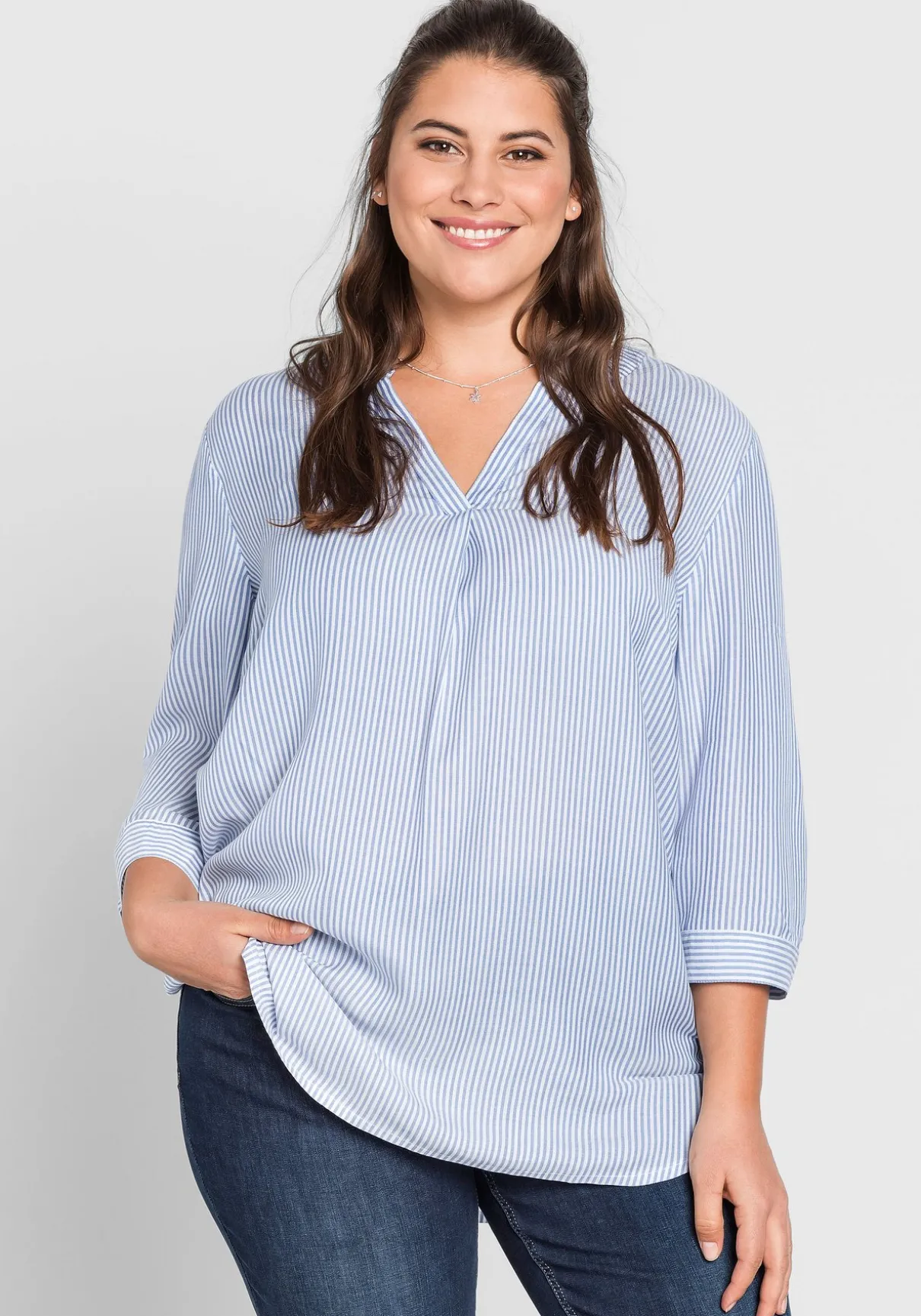 Tunika mit 3/4-Arm und gerundetem Saum