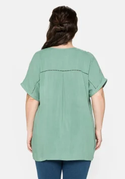 Tunika mit Blende vorn und Lochstrick im Rücken