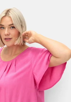 Tunika mit kurzen Flügelärmeln, in A-Linie