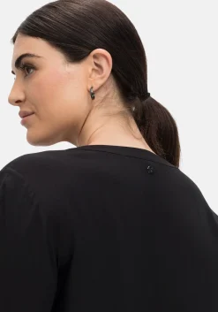 Tunika mit Pailletten am V-Ausschnitt