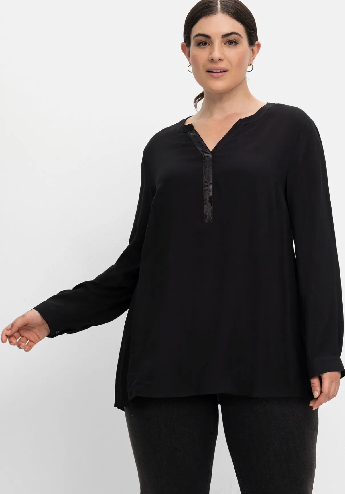 Tunika mit Pailletten am V-Ausschnitt