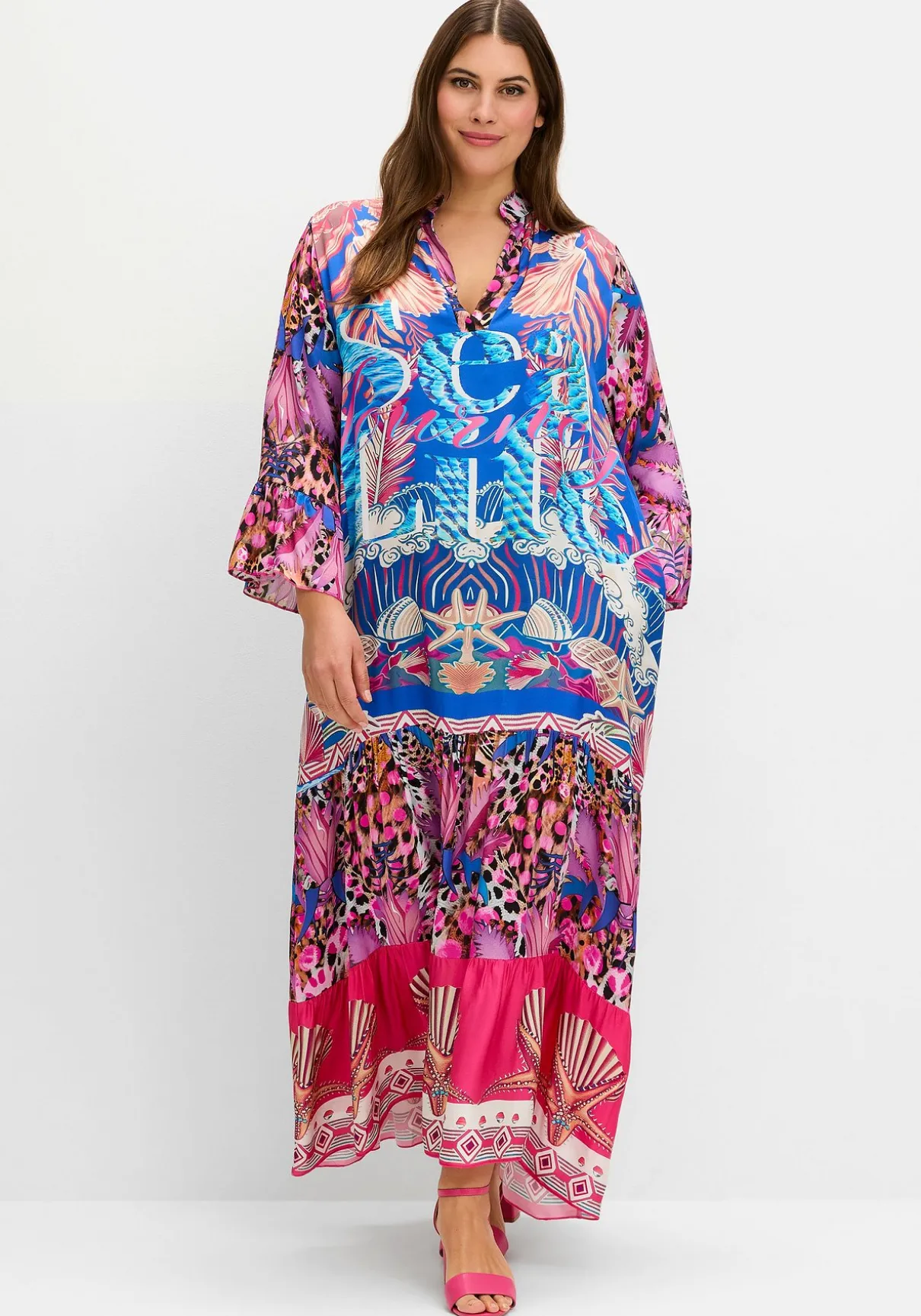 Volantkleid in Maxilänge, mit Mustermix