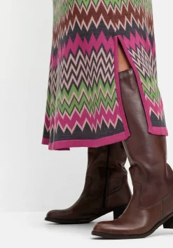 Wadenlanges Strickkleid im Zickzack-Muster
