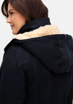 Warm wattierter Parka mit Taillen-Tunnelzug
