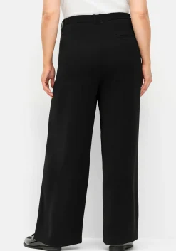 Weite gepflegte Hose mit Teilgummibund