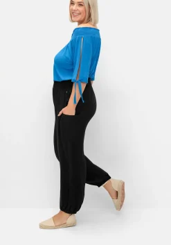 Weite Hose mit breitem Smokbund und Seitentaschen