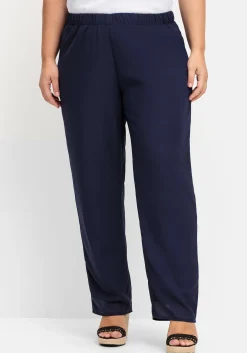 Weite Hose mit elastischem Bund und Innenfutter