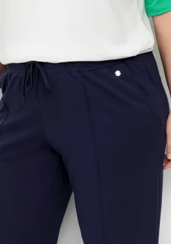 Weite Sporthose mit Teilungsnaht vorn