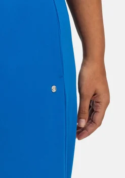 Weite verkürzte Hose mit Schlupfbund