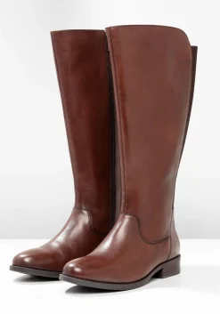 Weitschaftstiefel aus Leder mit Stretch-Einsatz