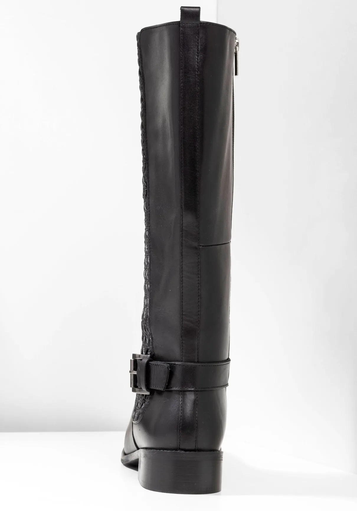 Weitschaftstiefel aus Leder, mit Schnallenbändern