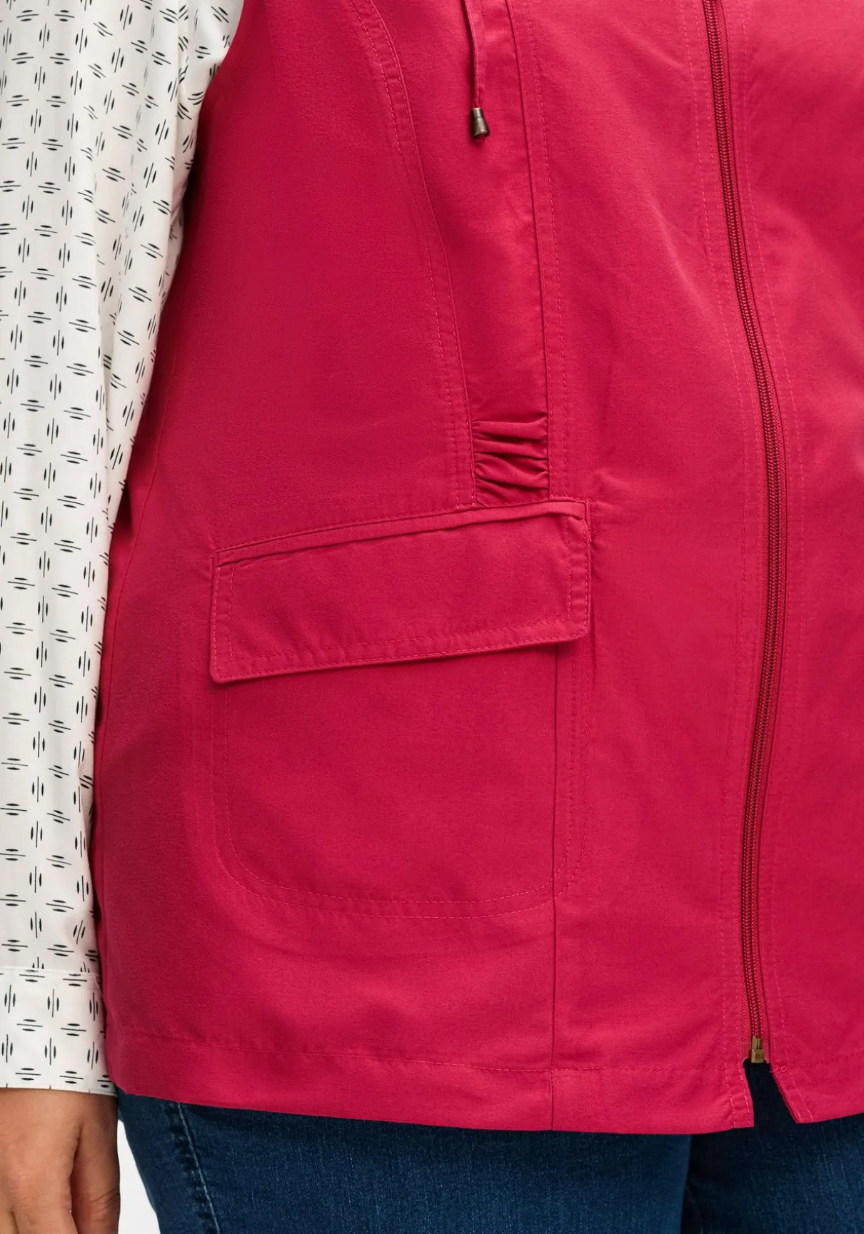 Weste aus Microfaser, mit Umlegekragen