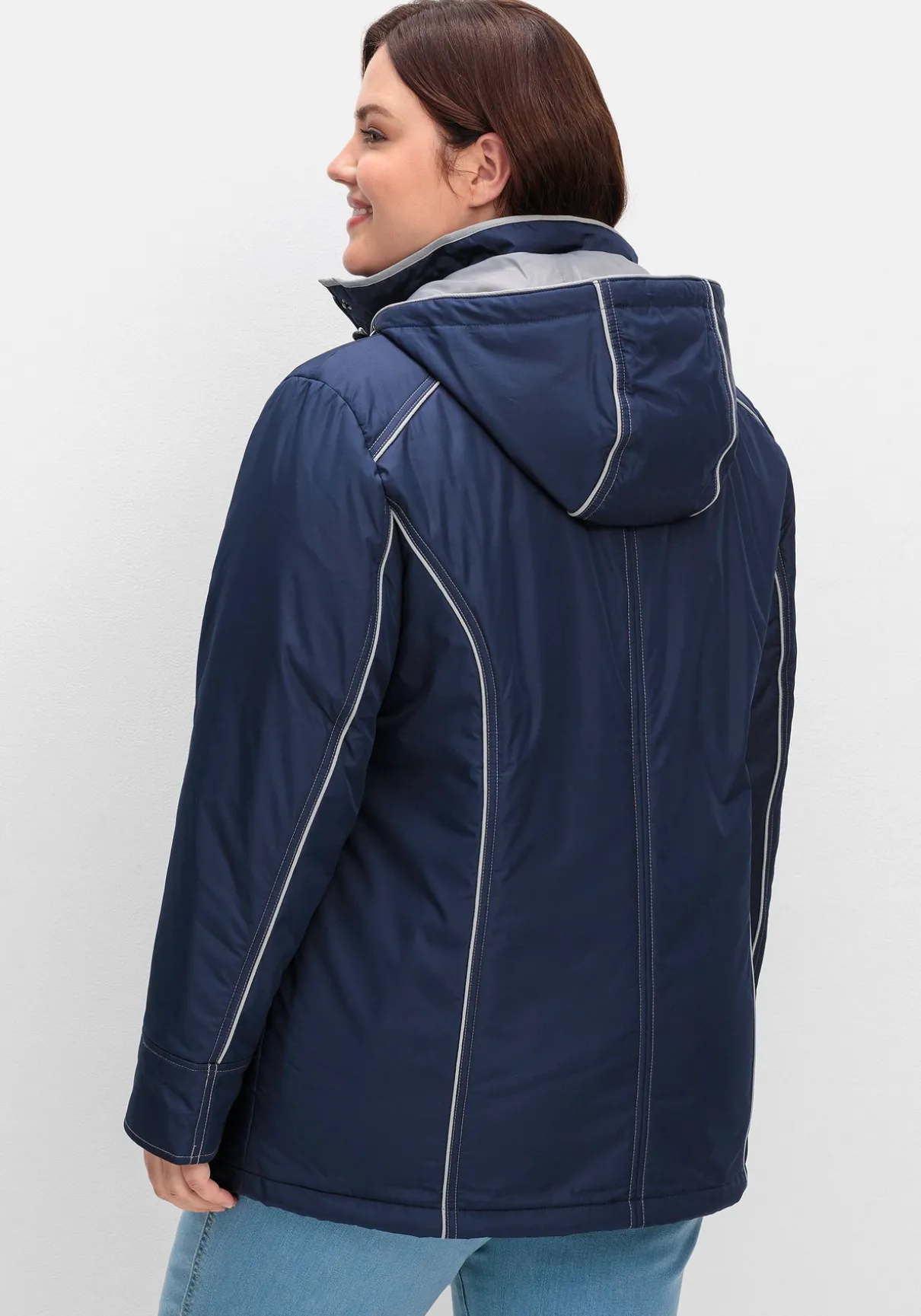 Wind- und wasserabweisende Funktionsjacke